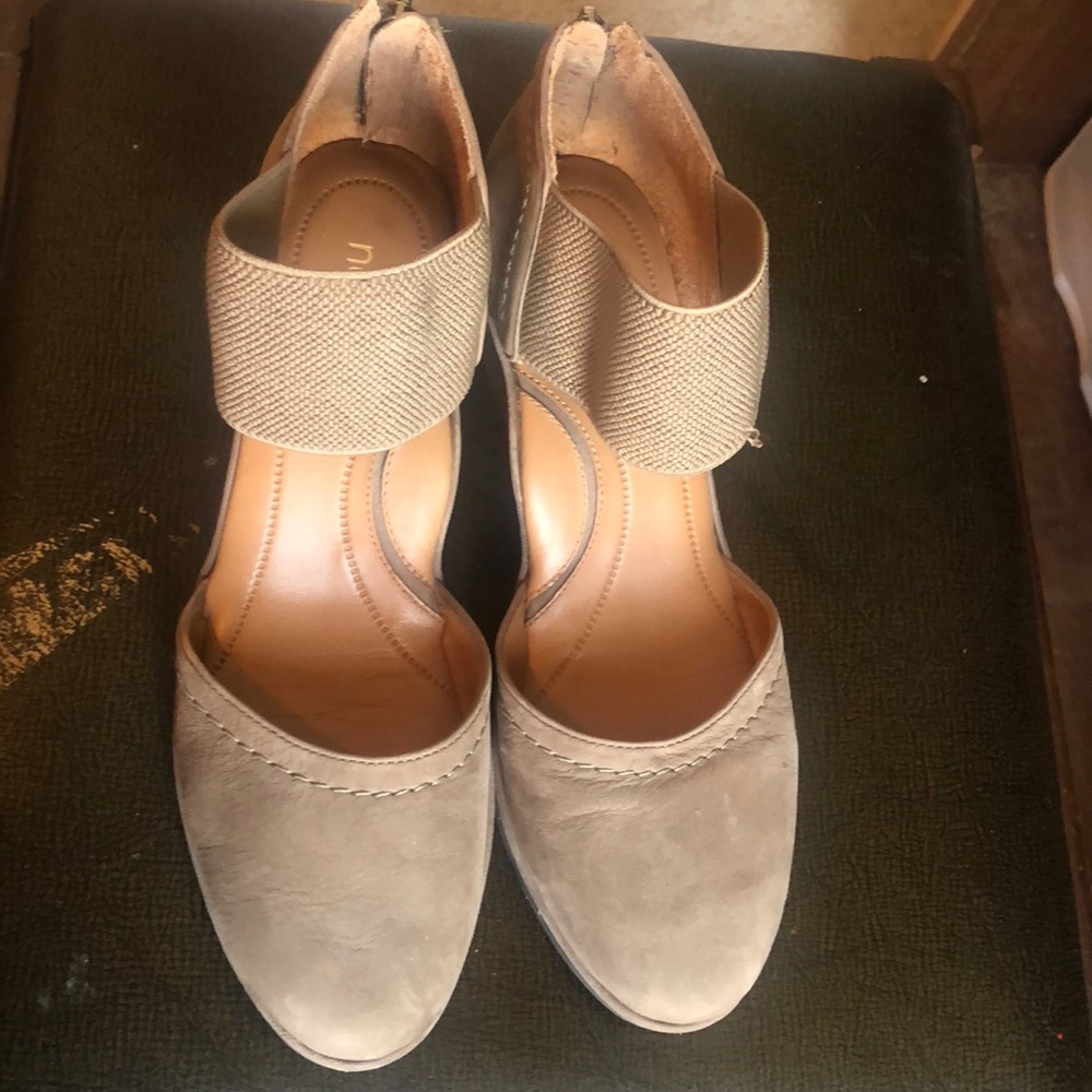 Nurture wedges with zip up back, good condition